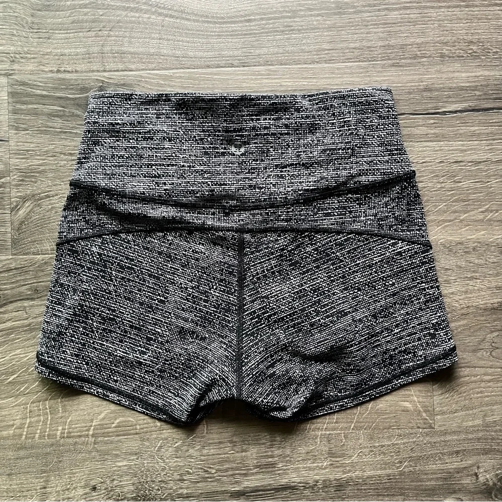 Lululemon Black & Gray Shorts - Picture 6 of 13